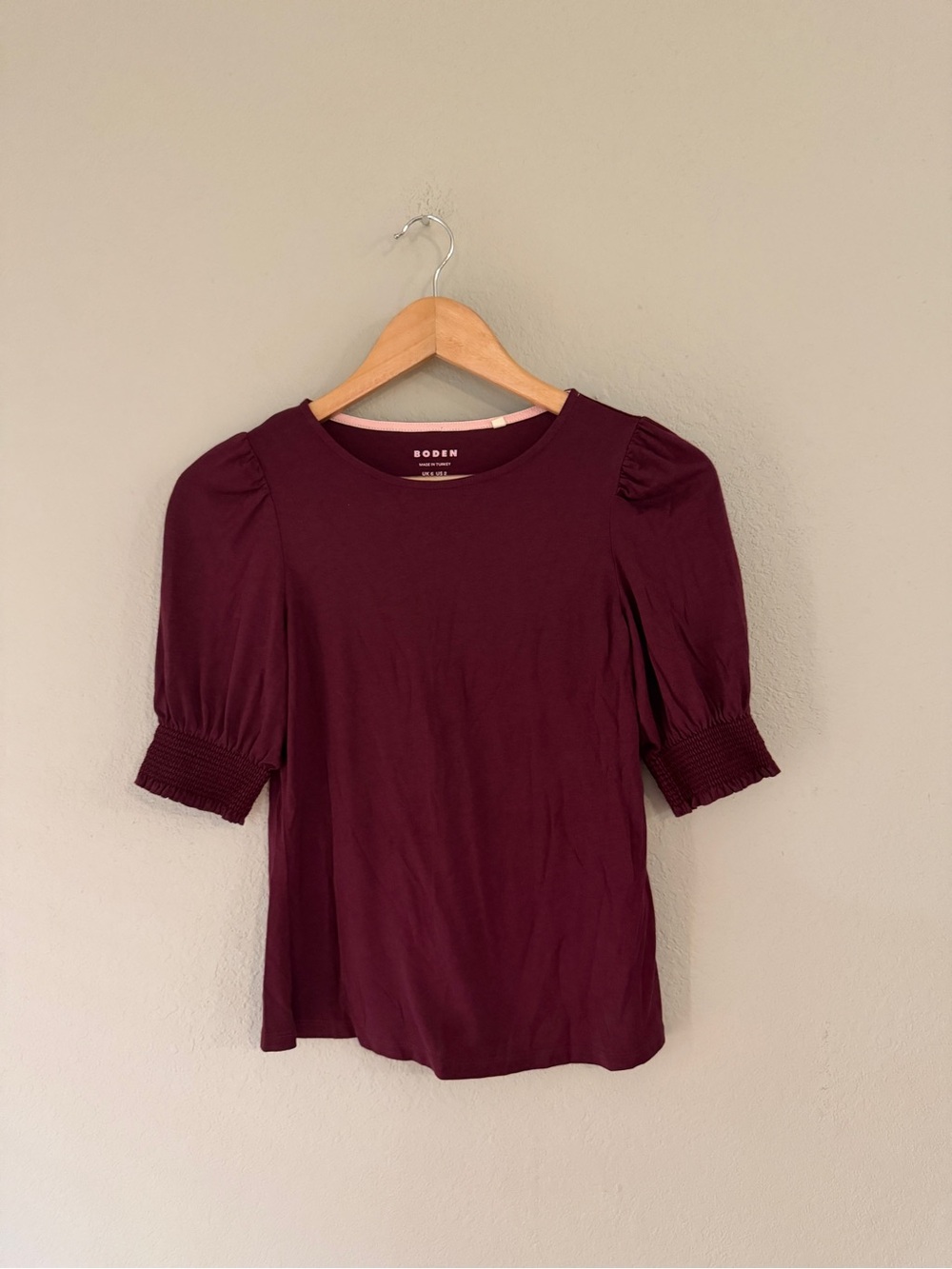 Boden Women's Burgundy Puff Sleeve Knit Top